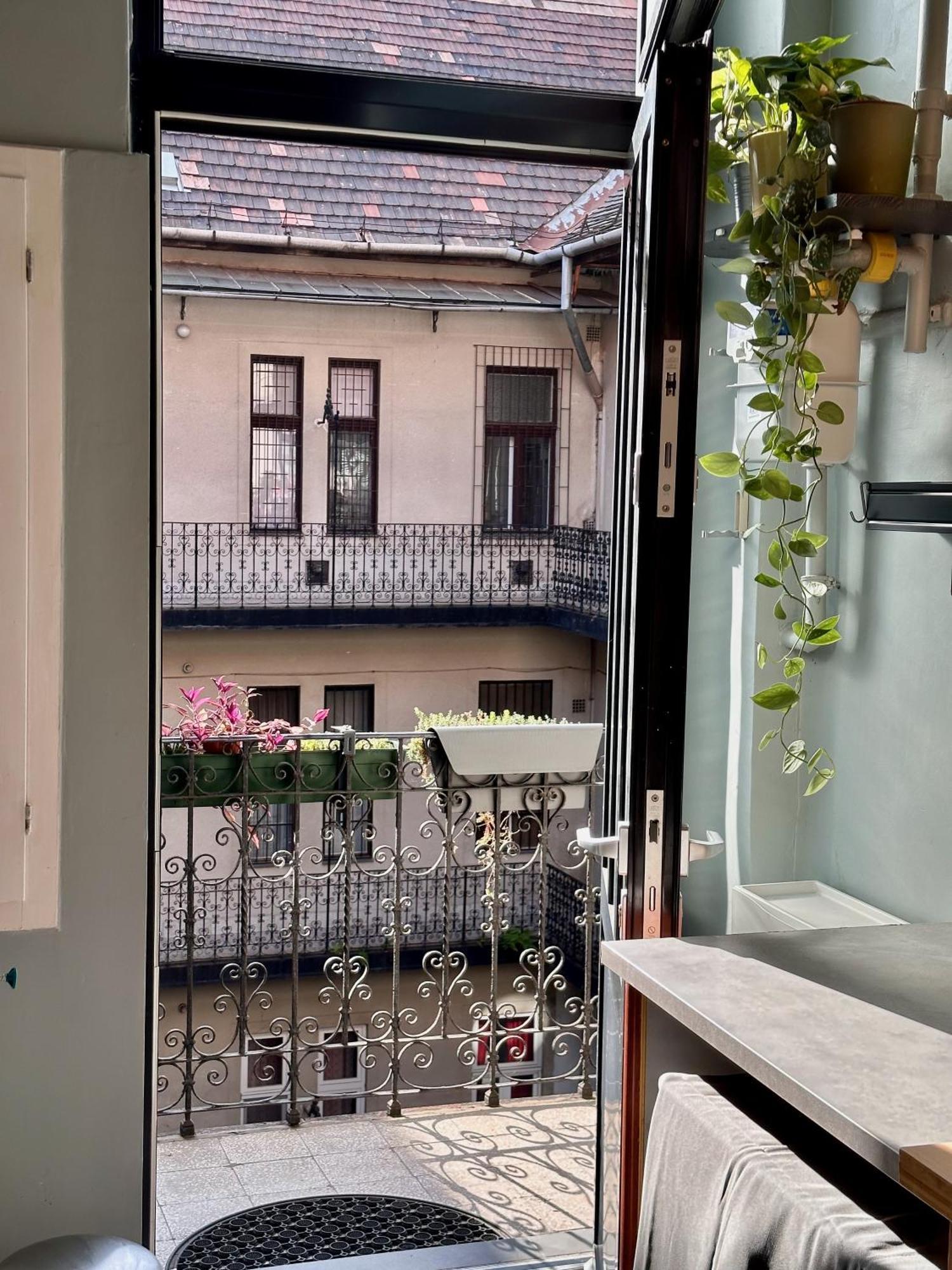 Centrally Located Studio Near Keleti Palyaudvar Budapest Exterior foto